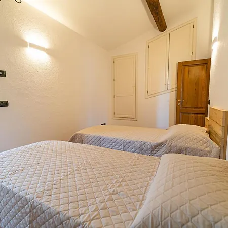 Su Due Piani A Marciana Marina Appartement